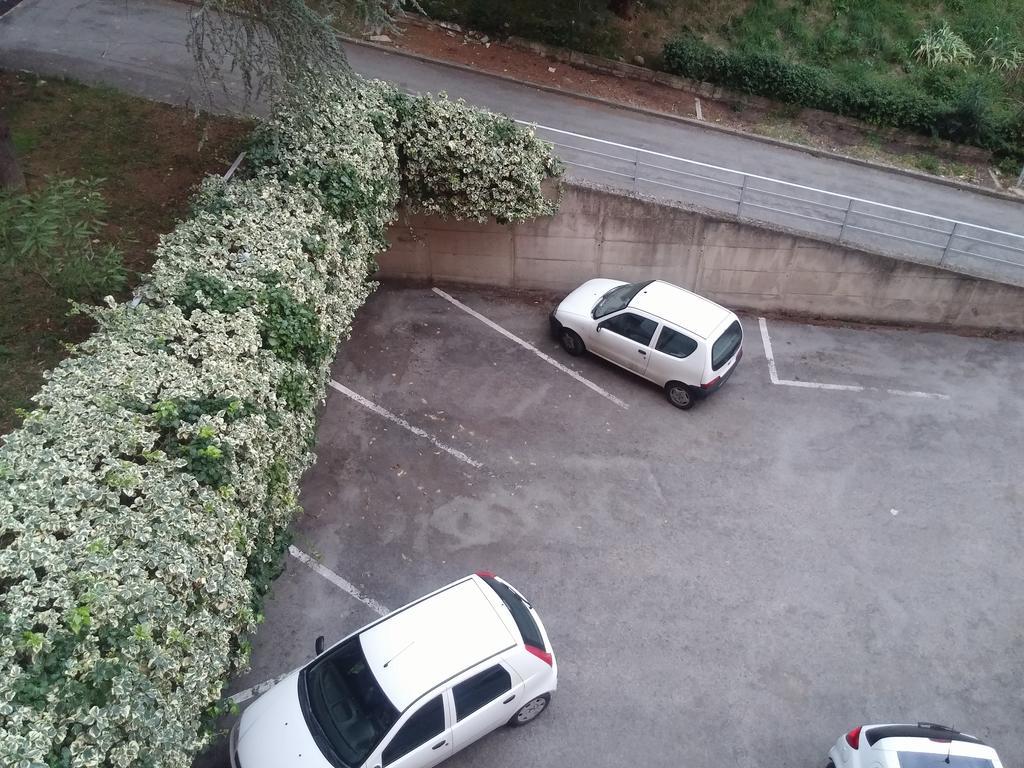 Accogliente E Ospitale B&B Perugia Exteriör bild